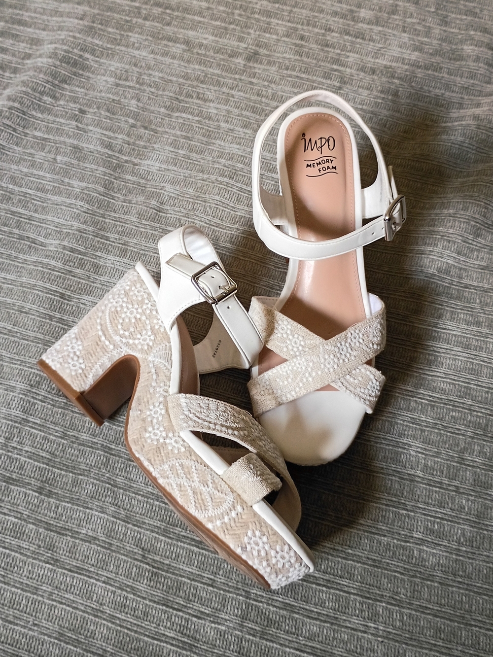 Impo Orinda White Crochet Embroidery Block Heel Sandals Memory Foam Size 9.5M